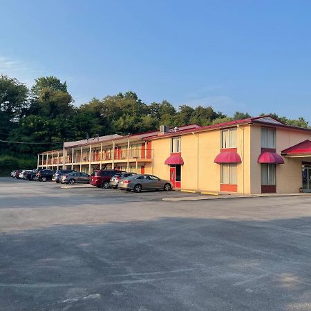 Fincastle Motor Inn Tazewell Exterior photo