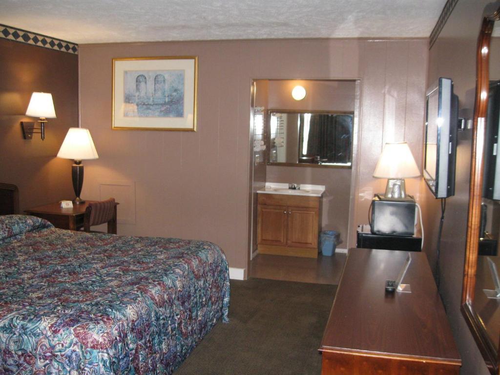 Fincastle Motor Inn Tazewell Room photo